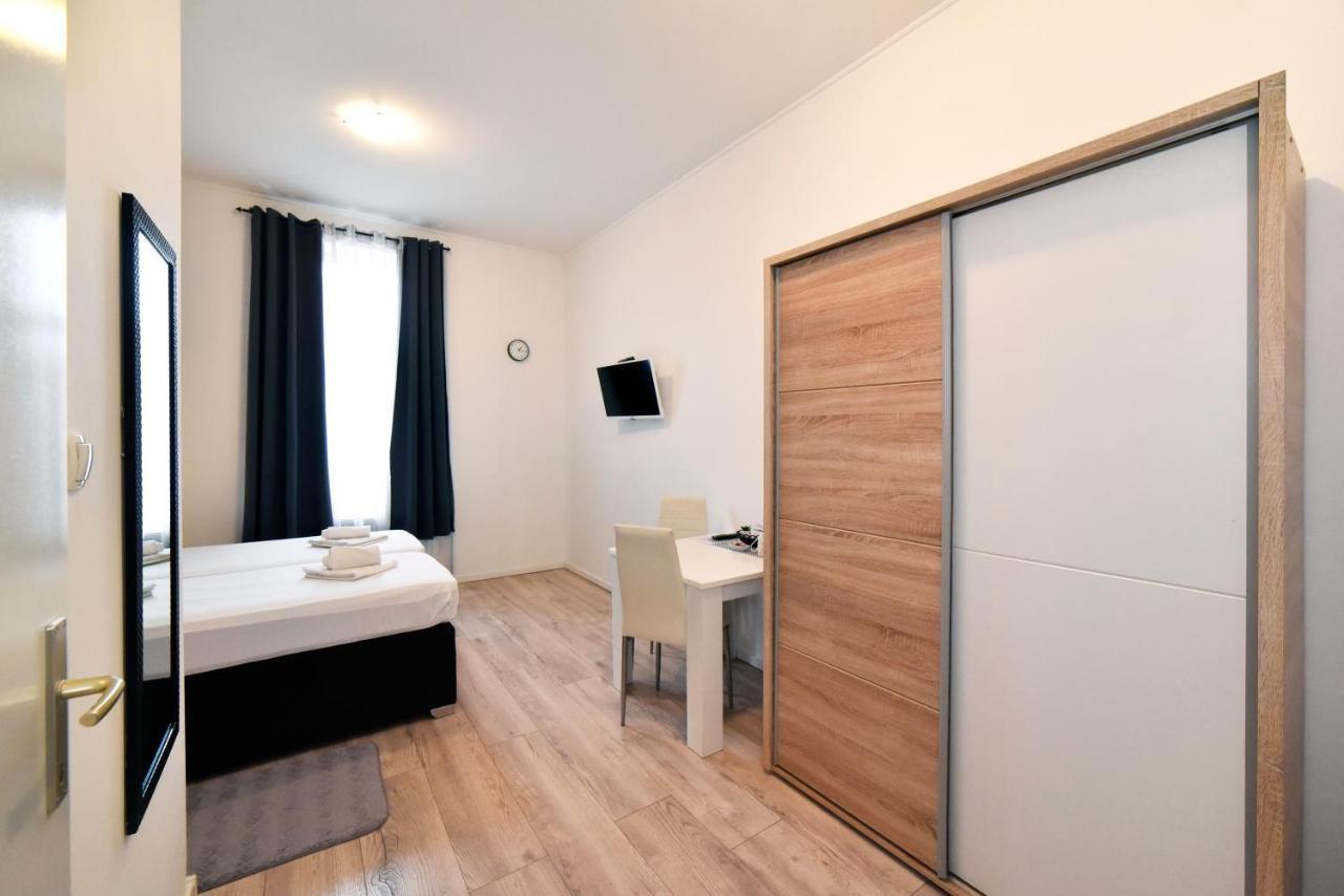Virtus Apartments And Rooms With Free Private Parking Загреб Экстерьер фото