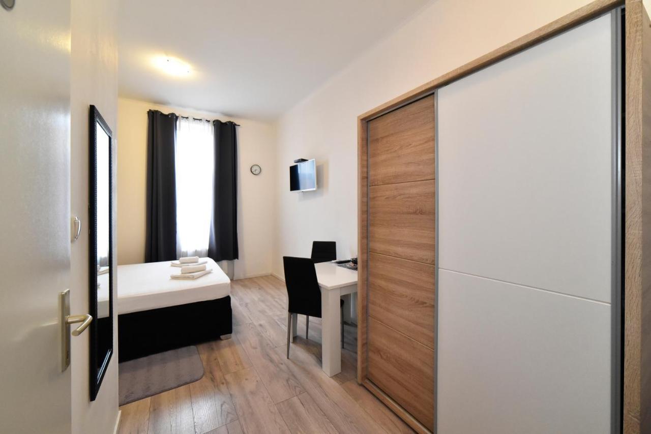 Virtus Apartments And Rooms With Free Private Parking Загреб Экстерьер фото