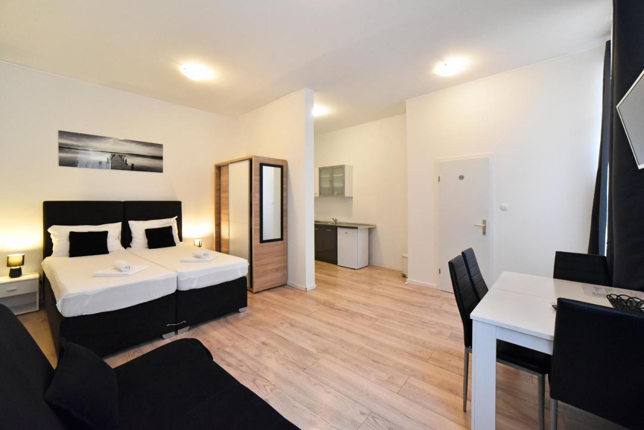Virtus Apartments And Rooms With Free Private Parking Загреб Экстерьер фото