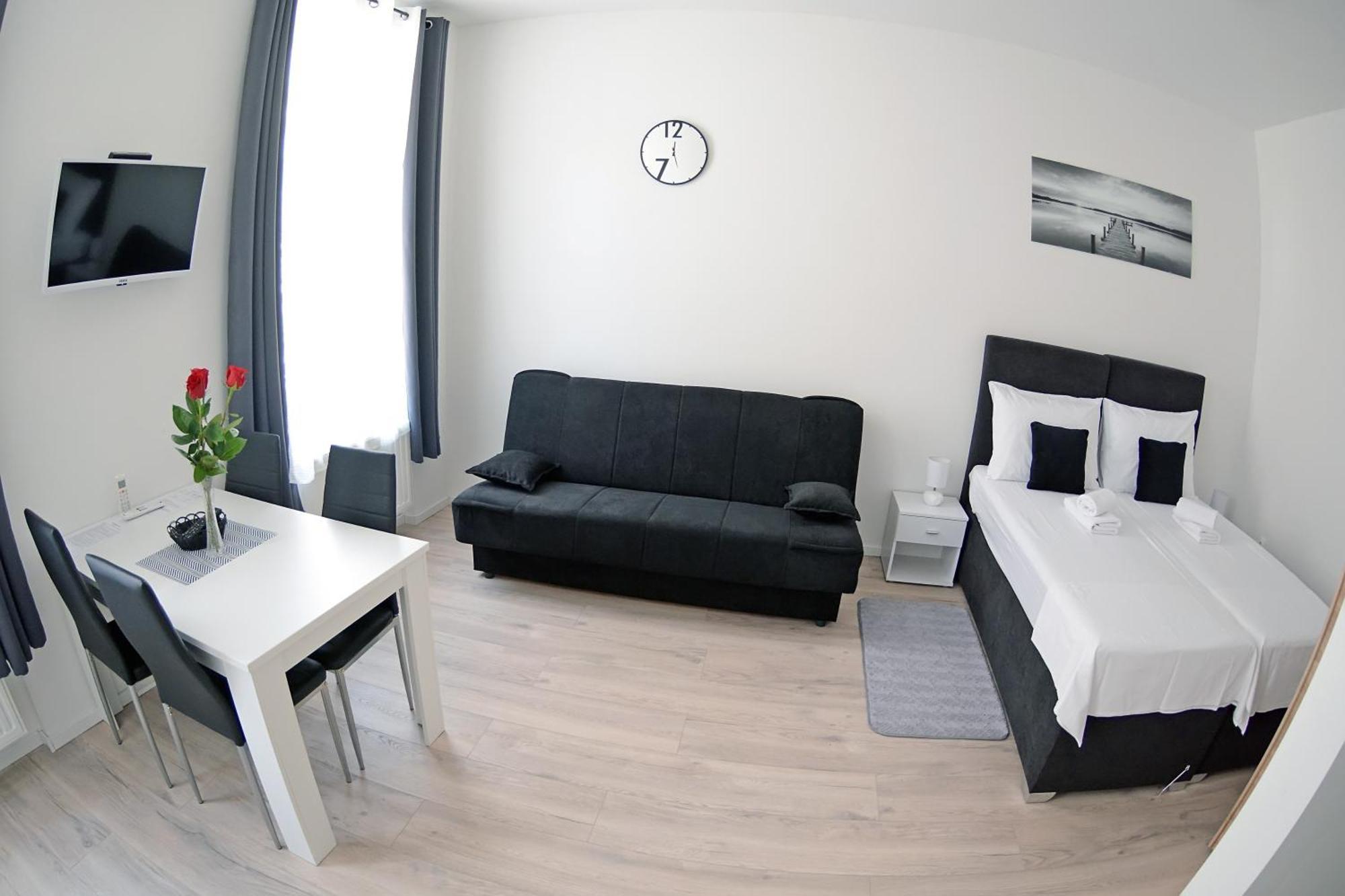 Virtus Apartments And Rooms With Free Private Parking Загреб Номер фото