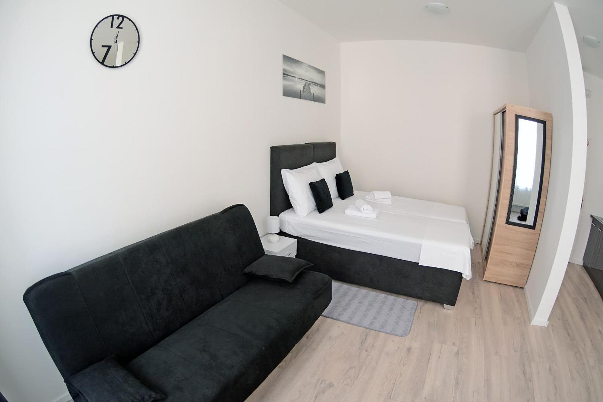 Virtus Apartments And Rooms With Free Private Parking Загреб Номер фото
